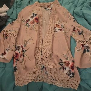 Cute Kimono pink with roses.